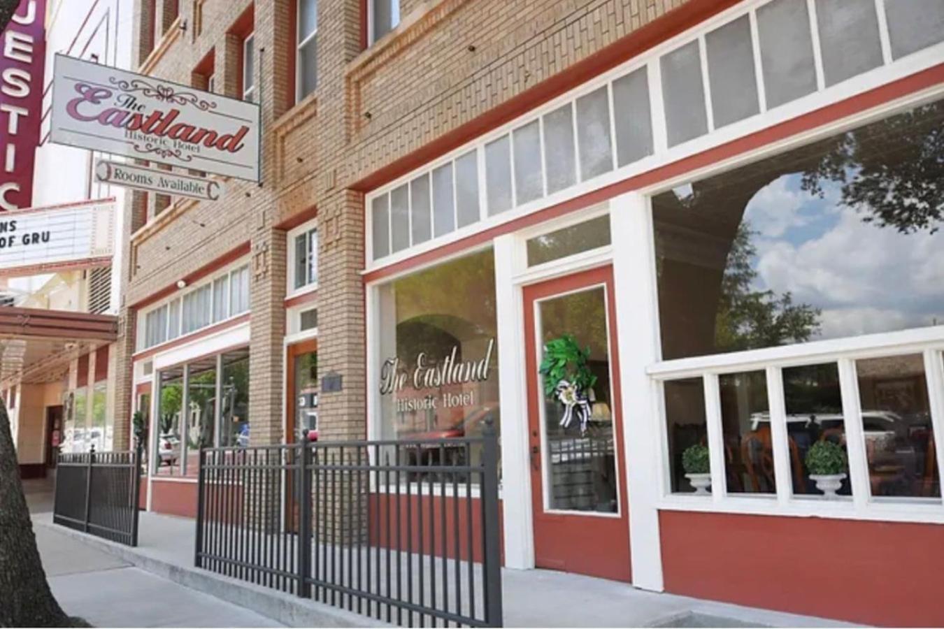 The Eastland Historic Hotel- Imperial Room Exterior photo